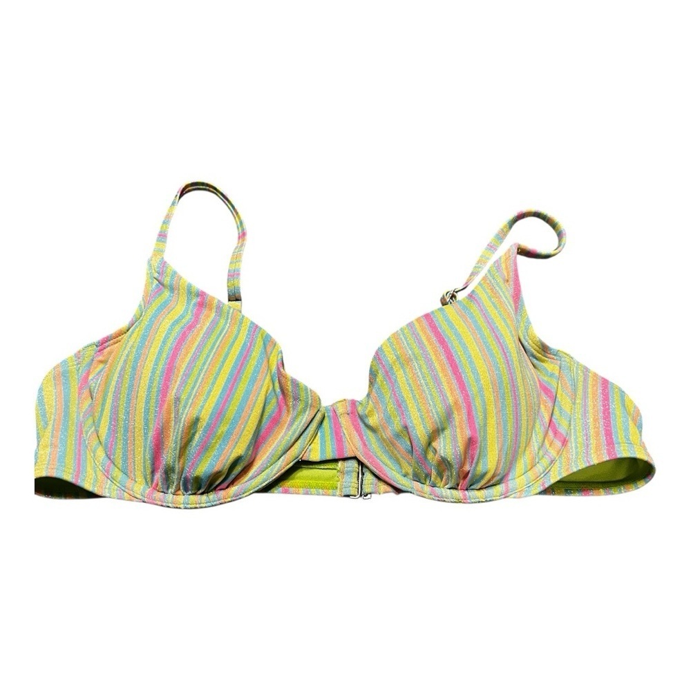 ❤️3/$15 NWT Wild Fable Bikini Top (L)- Multicolor